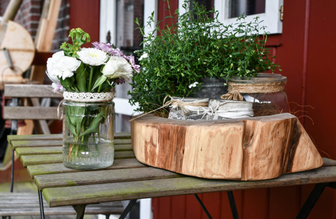 DIY für den Garten: Natürliche Tischdekoration selbstgemacht
